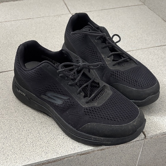 Skechers Other - Skechers Black Go Walk Sneakers